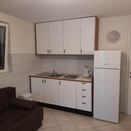 Franko Apartmani Замбратия Экстерьер фото