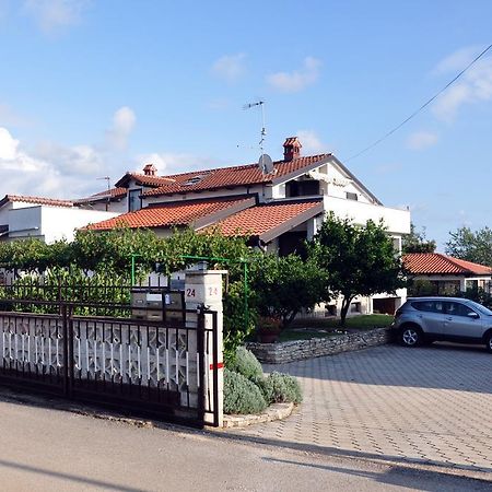 Franko Apartmani Замбратия Экстерьер фото
